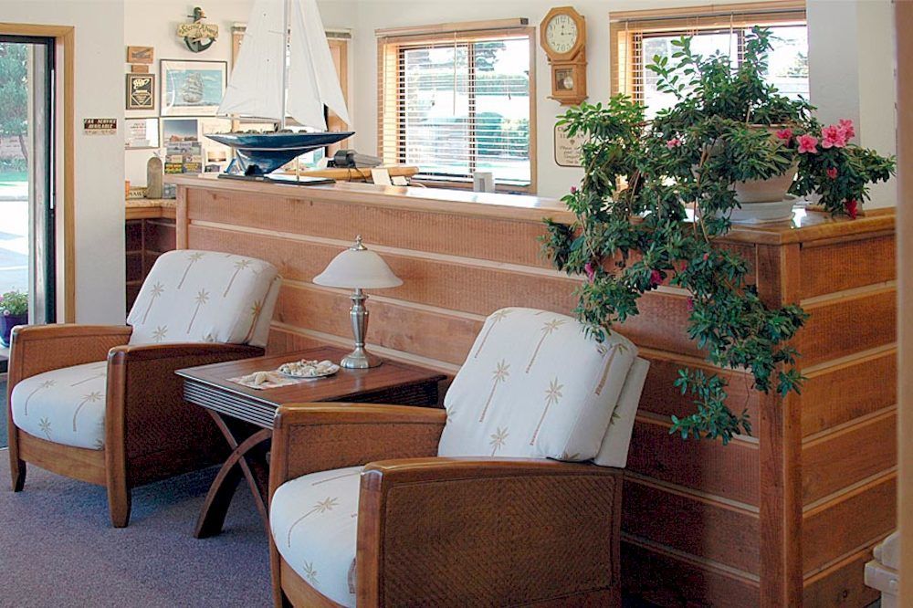 Gold Beach Inn Экстерьер фото